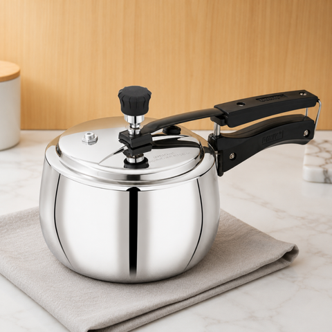 Vinod Doniv Titanium Triply stainless steel pressure cooker with inner lid, 3 litre, front view