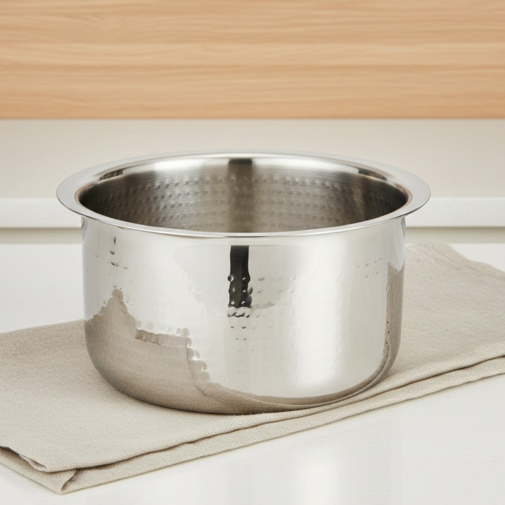 Vinod Claro Heavy Gauge Stainless Steel Hammered Tope, 1.5 mm, front view