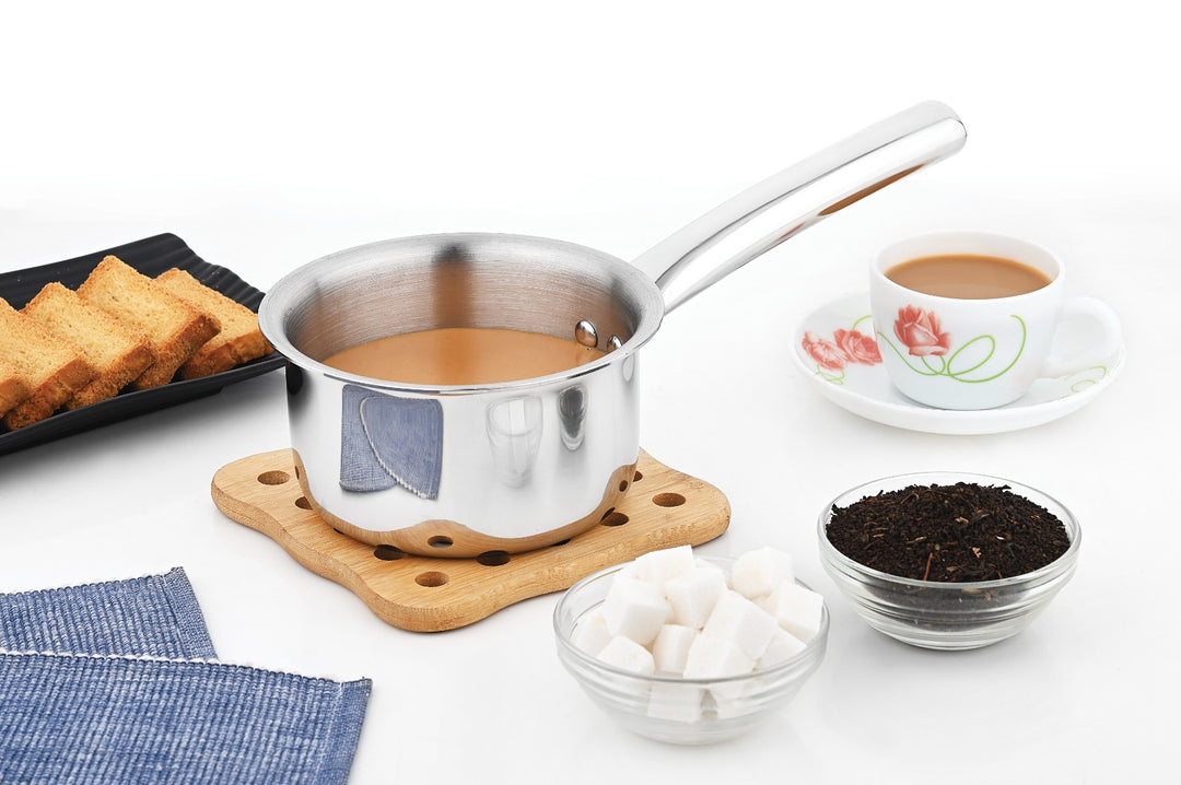 विनोद - क्लारो हेवी गेज स्टेनलेस स्टील सॉस पैन (प्लेन), 1.5 मिमी - क्षमता 900 मिलीलीटर