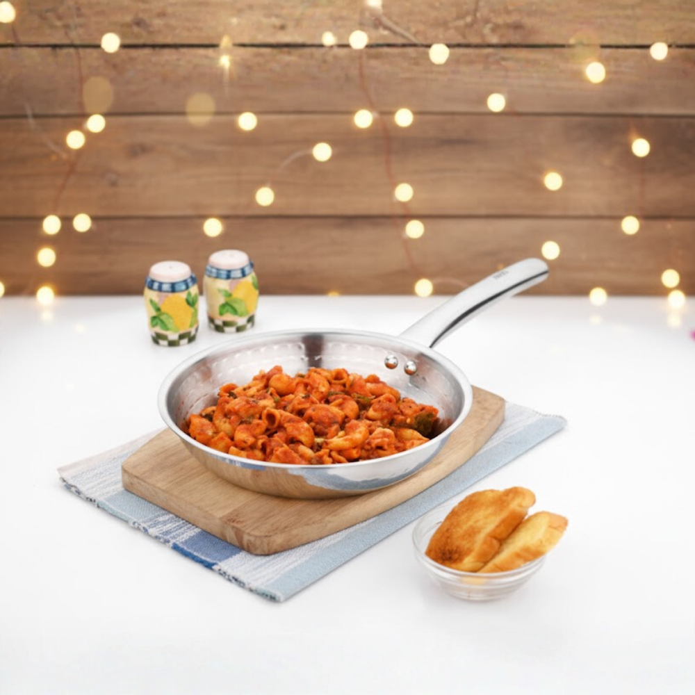Vinod – Claro Heavy Gauge Stainless Steel Hammered Fry Pan with 1.5 mm Thickness 1400 ml