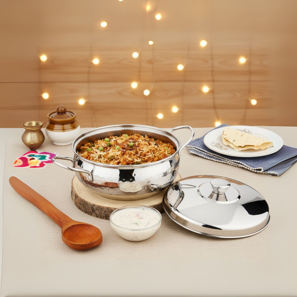 Vinod Stainless Steel Milano Hammered Serving Casserole With Steel Lid & Side Handle 1230 ml, 16 cm