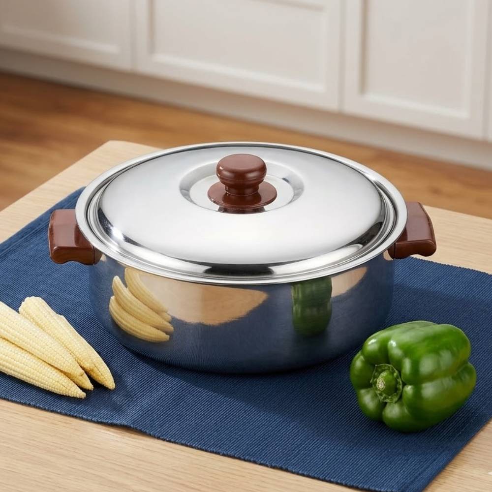 Vinod Stainless Steel Multipurpose Hot Casserole with lid, 2800 ml Capacity, front view